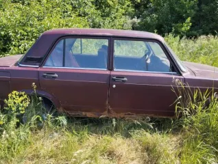 VAZ 2105 (ВАЗ 21053), 2007 года выпуска, 71 л.с. Идентификационный номер (VIN): XTA21053072108406. Мощность двигателя 71 л.с. Регистрационный знак О140НМ36.
