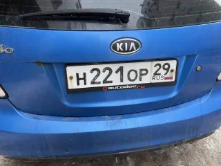 Kia Rio 2010 года, 95 л.с., пробег 218582 км. VIN XWEDH511AA0002458, цвет синий. Номер двигателя G4EE AH330837, тип двигателя бензиновый, мощность 69.9 кВт (95 л.с.), номер кузова XWEDH511AA0002458, снаряженная масса 1580 кг (1244 кг без нагрузки).