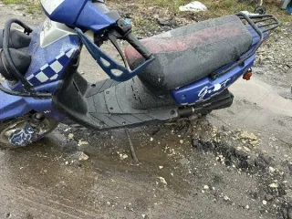 YiiiGE, ABM Storm 2013, MOTOLAND SX 125E 2024, Gust механическое транспортное средство «YiiiGE», без г/н, идентификационный номер LX48V400W240601266 б/у,. Скутер марки «ABM Storm», без гос. знака, идентификационный номер (VIN) LT4NBBF060Z041211, 2013 г.в. б/у, мопед марки «MOTOLAND» модель «SX…