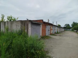 Гаражный бокс площадью 25,7 кв. м по адресу: Хабаровский край, Хабаровский район, село Восточное, улица Дальняя, дом 4, бокс 58. Кадастровый номер 27:17:0300601:2063. Цена 379800 рублей (НДС не облагается). Задаток 94950 рублей. Шаг торгов 3798 рублей. Общая площадь 25,7 кв.м. Назначение: гаражный…