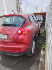 Nissan Juke 2014, автомобиль марки NISSAN модель Juke 2014 г.в., VIN - номер SJNFBAF15U6522857. Имущество находится в автомастерской по адресу: г. Кемерово, Заводская 10.