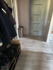 Чермошное, Медвенский район, Курская область, дом 40, квартира 2. 1/4 доля помещения жилого назначения, площадь 82.8 кв. м. Кадастровый номер: 46:15:160301:420.