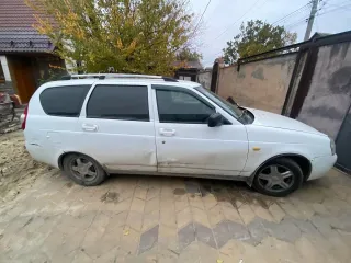 Легковой автомобиль, марка: ВАЗ, модель: LADA Priora, год изготовления: 2010, цвет: Белый, VIN: XTA217130А00116482, г/н: В701НР161, разрешенная максимальная масса 1593 кг, масса без нагрузки 1110 кг