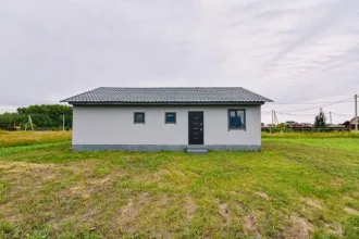 Дом 95,4 кв.м и земельный участок 1 000 кв.м в Новосибирской обл. жилая недвижимость – жилой дом кадастровый номер: 54:20:030601:2686 с земельным участком кадастровый номер: 54:20:030601:625, находящаяся в залоге у АО «TBank» в порядке правопреемства (в связи с реорганизацией ПАО Rосбанк (ИНН…
