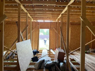 Земельный участок 1000 кв.м и дом 137.5 кв.м Московская область - Земельный участок площадью 1000 +/- 22 кв.м категория земель: Земли сельскохозяйственного назначения разрешенное использование: Для садоводства с кадастровым номером: 50:26:0070601:699 - Жилой дом назначение: жилой дом площадь 137,5…