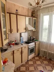 1/2 доля квартиры 45.7 кв.м. Веерная д 40 к 3 кв 127 Москва Квартира, площадь 45.7 кв.м., назначение: Жилое, адрес (местонахождение): 119501, г Москва, Очаково-Матвеевское р-н, ул Веерная, д 40 к 3, кв 127, кадастровый (условный) номер: 77:07:0012011:7621 Находится в долевой собственности, размер…