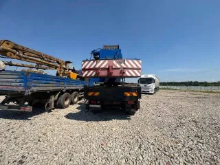 Кран автомобильный КС-55729-5B на шасси КАМАЗ, 2013 г.в., VIN: Z8C55729ED0000108, цвет: синий, неисправен двигатель.
