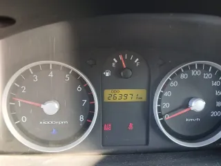 Автомобиль марки Hyundai модель Getz 2006 г.в. VIN-номер KMHBT51GP7U636840, пробег 264 000 км.