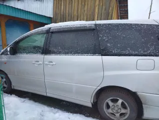 Toyota Estima, 2002 года выпуска, VIN AHR10-0014244, гос.рег.знак: Т630ЕУ59; ПТС 23 ТА 638568, выдан 24.05.2007 Новороссийской таможней, цвет белый (серебристый), адрес: Пермский край, Нытвенский район, с. Мокино, ул. Пономарева 10-1; обременения: в залоге у КБ "Транснациональный банк" (ООО).