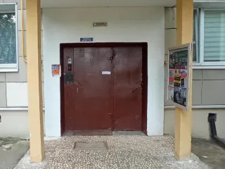 Жилое помещение по адресу: г. Москва, ул. Планерная, д. 5, к. 1, кв. 124, общей площадью 42,7 кв. м, кадастровый номер: 77:08:0003003:5018. Вид жилого помещения: Жилое.