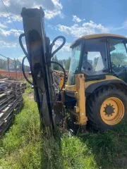 Volvo BL61B 2011 2 трактор, марка VOLVO BL61B, год выпуска 2011, госномер 1223ХЕ23, ПТС СВ 135231, мощность двигателя 87 ЛС, VIN VCEBL61BT01202056 (частично разукомплектован, своим ходом не передвигается, двигатель отсутствует)