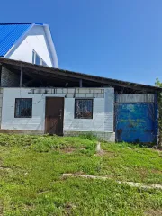 Нежилое здание 45.1 м² и земельный участок 1208 м² Волгоградская обл Здание, площадь 45.1 кв.м., назначение: Нежилое, адрес (местонахождение): обл. Волгоградская, р-н Еланский, р.п. Елань, ул. Советская, дом 2, кадастровый (условный) номер: 34:06:250011:160 Земельный участок, площадь 1208 кв.м…