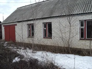 Зерносклад № 2, площадь 821,00 кв. м., год постройки 1982, кадастровый номер: 56:30:0601001:212, адрес: Оренбургская область, Сорочинский район, с. Михайловка Первая, ул. Школьная, дом 53.