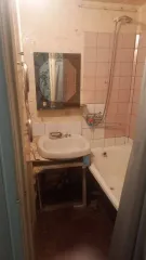 1/4 доли квартиры, 52.4 кв. м, г. Ижевск, ул. Ракетная, 18, Удмуртия. Квартира, назначение: жилое, 2 Этаж, общая площадь 52,4 кв. м., адрес объекта: Удмуртская Республика, город Ижевск, улица Ракетная, дом 18, квартира 5. Кадастровый номер 18:26:050084:576. Общая долевая собственность, 1/4.