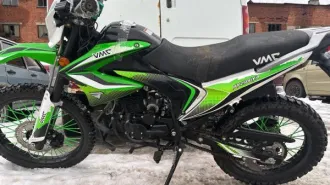 Мотоцикл Vento enduro CG250 (21/18) с ЭПТС (арт.23031) Green, по исполнительному документу VIN: R4BB25112PY218635, 2023 г.в., номер шасси R4BB25112PY218635 (не сверялся), номер двигателя 170FMM2P218635 (не сверялся), цвет зеленый, без ключей и документов, рабочее состояние не проверялось…
