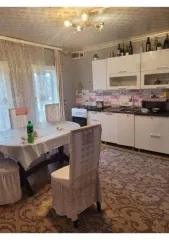 Доля дома 54,9 м² и участка 1664 м² в Ульяновской области. 1/3 доля в праве на жилое здание, площадь 54,9 кв.м., кадастровый номер 73:04:041702:92 и 1/3 доля в праве на земельный участок, площадь 1664 кв.м., категория земель: земли населенных пунктов, разрешенное использование: для ведения личного…