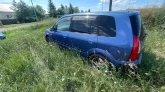 Mazda Premacy 2000 легковой автомобиль марки: Mazda модель: Premacy, год выпуска: 2000 г., кузов №: CP8W128517. Ознакомление с документацией и имуществом осуществляются за свой счет в течение срока приема заявок по адресу ОТ и по месту нахождения имущества (контакт для осмотра 89502116132) в…