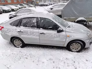 LADA 219110 LADA GRANTA, 2016 года выпуска, VIN XTA219110GY217168, цвет кузова серебристый, имущество является предметом залога. Залогодержатель – АО "Экспобанк"