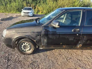 Lada Priora, 2012 года выпуска, 97,9 лс, 284000 км. Легковой автомобиль, VIN: XTA217030D0402038, 97,9 л.с., рабочий объем двигателя 1596 куб. см., разрешенная максимальная масса 1578 кг., масса без нагрузки 1163 кг., цвет: сине-черный, г/н: В943РВ69, пробег примерно 284 000 км.