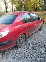 Peugeot 206 2009 года выпуска. VIN кузова: VF32BKFWA72804273.