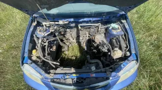 Mazda Premacy 2000 легковой автомобиль марки: Mazda модель: Premacy, год выпуска: 2000 г., кузов №: CP8W128517. Ознакомление с документацией и имуществом осуществляются за свой счет в течение срока приема заявок по адресу ОТ и по месту нахождения имущества (контакт для осмотра 89502116132) в…