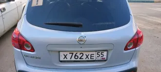 Nissan Qashqai 2.0 LE+ 2008, цвет серый, гос. номер Х762ХЕ55, VIN SJNFBNJ10U1344867.