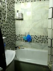 Квартира 50.4 кв. м, Орловская область, город Орёл, улица Орловских Партизан, дом 3, квартира 130. Кадастровый номер 57:25:0040224:347, общая площадь 50.4 кв. м, вид права – собственность.