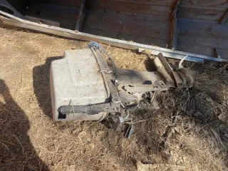 Металлическая лодка «Казанка» - 1 шт. Лодочный мотор «Вихрь» – 1 шт. Имущество бывшее в употреблении, сопроводительная документация отсутствует. Наличие небольших вмятин на корпусе; царапин и потёртостей по всему лакокрасочному покрытию судна, полученные в результате эксплуатации. Сильная…