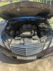 Mercedes-Benz E klasse, 2011. Автомобиль - Mercedes-Benz E klasse; год выпуска – 2011; VIN номер: WDD2120481A513751. На имущество наложены ограничения в виде запрета на регистрационные действия. Автомобиль имеет следующие недостатки: имеет очаги коррозии на задних арках, лобовое стекло в трещинах…