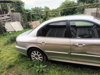 Легковой автомобиль Hyundai Sonata, год выпуска: 2005, VIN: X7MEN41BP5M005356, цвет: серебристый. Имущество является предметом залога ПАО «Совкомбанк».