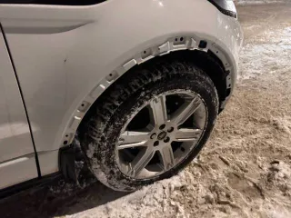 Land Rover Range Rover Evoque 2012 года, 190 л.с., пробег 305019 км, полный привод, автоматическая коробка передач. VIN: SALVA2BD0DH710174.