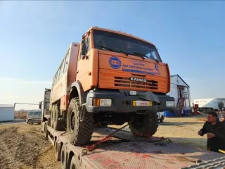 Движимое имущество (автомобили, специализированная техника), расположенное в Хабаровском крае, п. Галкино. Автомобиль КамАЗ-65222, VIN X1F652220D0000398, шасси XTC 652220 C1288561, 2013 г.в., гос. номер Т 538 ХК 163. Автомобиль КАМАЗ 65222-43, VIN XTC652224E1300015, 2014 г.в., гос. номер У 664 ЕА…