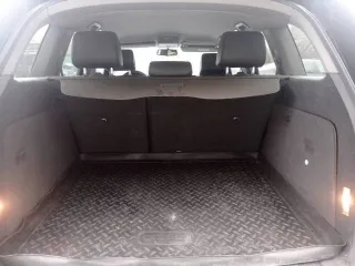 Volkswagen Touareg 2009 года, 240 л.с., пробег 226 545 км, полный привод, АКПП. Цвет черный, дизельный двигатель 3.0 л турбо. Имеются технические неисправности: повреждения ЛКП (сколы, царапины, сход лака), АКПП в аварийном состоянии (пинки, толчки, удары). Автомобиль на ходу. VIN…