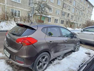 Автомобиль: марка КИА, модель СИД, год выпуска 2015, VIN XWEHM512AG000732 1, цвет коричневый, кузов № XWEHM512AG0007321