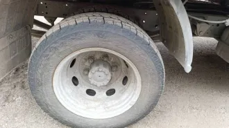 ГАЗ-A22R35 грузовой с бортовой платформой, 2019 года, VIN X96A22R35K2753569, гос. номер Р915НЕ142, кузов № A22R22K0102076, цвет белый, мощность двигателя 106,8 л.с., тип двигателя бензиновый, рабочий объем двигателя 2690 куб.см., с комплектом запасных колес, бывший в употреблении