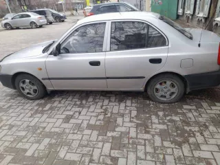 Транспортное средство: Hyundai Accent, 2005 г.в., VIN X7MCF41GP5M055542, р/с Е639НО70, цвет серебристый, СТС 7059 265976Техническое описание: Год не эксплуатируется. Кузов ржавый, нет заднего сиденья, пороги под замену ,двигатель нужно ремонтировать, нет аккумулятора  Имущество супруга – Уйман…