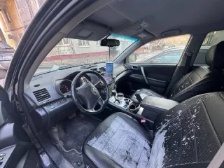 Toyota Highlander 2012, VIN JTEES41A502194927. Для получения полной информации, включая фото, направьте запрос на pasko.torg80@yandex.ru (в теме укажите ФИО должника) или звоните +7(916) 909-71-81. Транспортное средство находится по адресу: г. Владивосток, ул. Толстого 48.