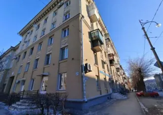 Нежилое помещение №3 138.8 кв.м. Челябинская область нежилое помещение №3 с кадастровым номером 74:33:0129005:2253, площадью 138,8 кв.м., по адресу: Россия, Челябинская область, город Магнитогорск, улица Куйбышева, дом 25. Общая площадь: 138.8 Расположение в пределах объекта недвижимости (этажа…