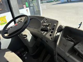 Автобус ЛИАЗ 529267, модель, шасси (рама) № отсутствует, кузов (кабина, прицеп) № XTY529267J0007560, цвет кузова (кабины, прицепа) Белый, государственный регистрационный знак Е 423 ВН 136