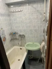 Квартира, 30,9 кв.м, Брянск. Жилое помещение (квартира) площадью 30,9 кв.м., расположенное по адресу: город Брянск, улица Киевская, дом 36, квартира 58, кадастровый номер 32:28:0042002:229. Имущество находится в залоге у ПАО "Sberbank".