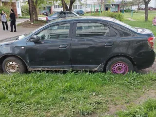 Chevrolet Cobalt 2013 Легковой автомобиль, марка: Chevrolet, модель: Cobalt, год изготовления: 2013, VIN: XWBJF69VJDA057666, вид собственности: индивидуальная. Особенности тех. состояния: разбиты задние фары, вмятины по кузову, нарушено ЛКП, коррозия по кузову, спушены шины.