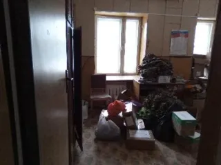 Земельный участок 81 м² с пристройкой, Калужская область, Бабынинский р-н, площадью 81 кв.м с кадастровым номером 40:01:180202:33 с расположенным на нем объектом недвижимого имущества — пристройка к административному зданию с кадастровым номером 40:01:180202:659, по адресу: местоположение…