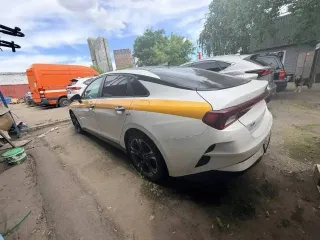 Kia K5 (Kia K5) 2021 года, 160 л.с., 98937 км, АКПП. Идентификационный номер VIN: KNAG241ABMA130407, год выпуска 2021, в хорошем состоянии. Автомобиль находится в залоге у АО «ОТП Банк».