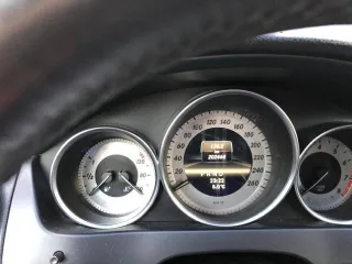 Mercedes-Benz C180 2012 года, VIN WDD2040311A816752.