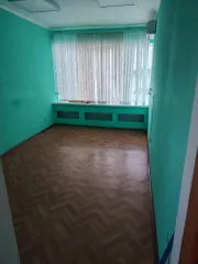 Здание общей площадью 172,2 кв.м с кадастровым номером 86:05:0000000:1569 и земельный участок с кадастровым номером 86:05:0310101:1, расположенные по адресу: Ханты-Мансийский автономный округ – Югра, Березовский муниципальный район, пгт. Березово, ул. Быстрицкого, д.42. Ограничение использования…