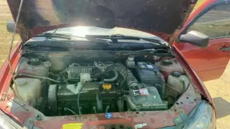 Lada Kalina, 2005 года, 80,9 лс, 156328 км Легковой автомобиль, марка: ВАЗ, модель: 11183, год изготовления: 2005, VIN: XTA11183060008711, г/н: А859КХ30. Двигатель расходует масло, бензобак имеет повреждения и течь топлива, коробка передач работает с посторонними звуками (хруст на первой и второй…