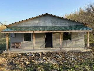 Дом 66,9м² и участок 838м², Новосибирская область, с. Плотниково. Дом 66,9 кв.м и земельный участок 838 кв.м. в Новосибирской области. Земельный участок (838 кв.м.) и жилой дом (66,9 кв.м), расположенные по адресу: Новосибирская область, Новосибирский муниципальный, сельское поселение Плотниковский…