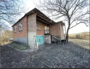 Дом 143,3 кв.м и участок 2100 кв.м в Краснодарском крае: 1) земельный участок, площадью 2 100 м², расположенный по адресу: Краснодарский край, Гулькевичский, с.п. Соколовское, с Соколовское, Кирова, д.67А, кадастровый (условный) номер: 23:06:1102010:215; 2) жилой дом, площадью 143,3 м²…