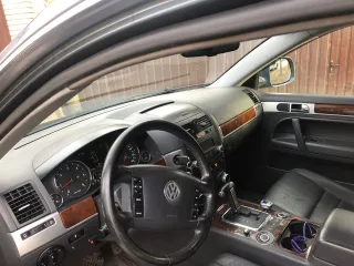 Volkswagen Touareg 2008, легковой автомобиль, марка: VOLKSWAGEN, модель: Touareg, год выпуска: 2008, идентификационный номер (VIN): WVGZZZ7LZ9D005553, цвет: серо-синий. Ознакомиться с имуществом возможно по месту расположения: 140187 Московская обл. г. Жуковский, ул. Королева, д. 14/26, кв. 28…