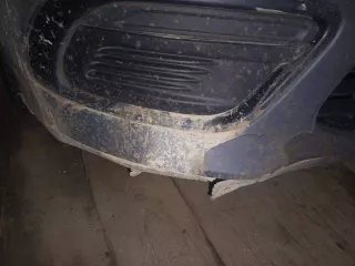 транспортное средство RENAULT FLUENCE, год выпуска 2014, регистрационный знак О175ТХ33,  VIN  X7LLZBR0B50658392. Имущество содержит недостатки: 
1. Установлен неокрашенная  пластм.  облицовка переднего бампера, имеющая разрыва с боков 
2. Порог справа –коррозия, местами сквозная 
3. Заднее крыло…